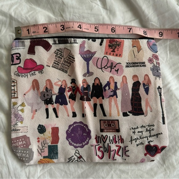 Taylor swift pouch brand new - Picture 2 of 3